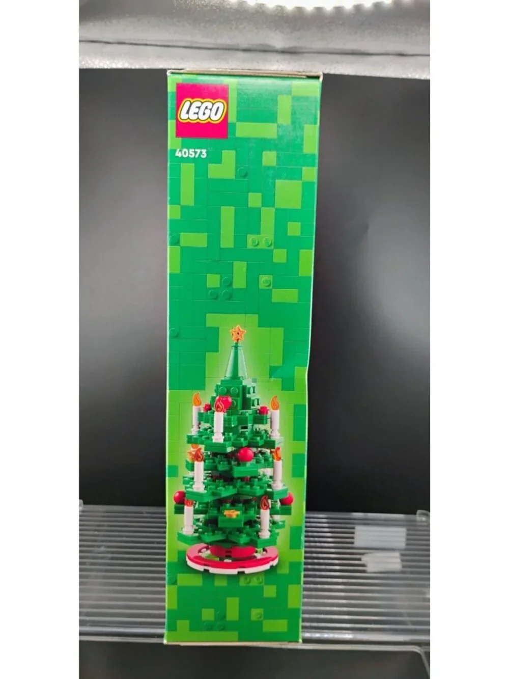 LEGO Christmas Tree Building Set 40573 2-in-1 784 Pieces Age 12+